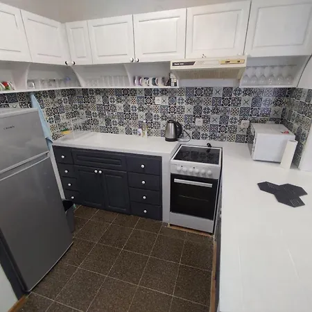 фамилия 100м от морето в Appartement *