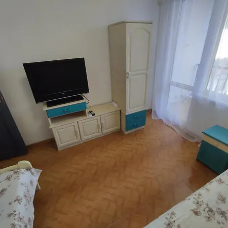 фамилия 100м от морето в Appartement *