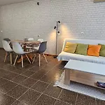 Apartament фамилия 100м от морето в Ravda