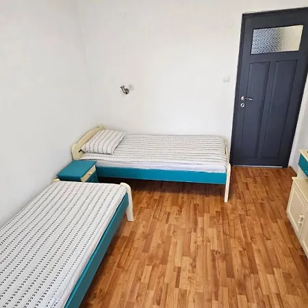 Apartament фамилия 100м от морето в