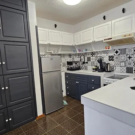 Apartament фамилия 100м от морето в *